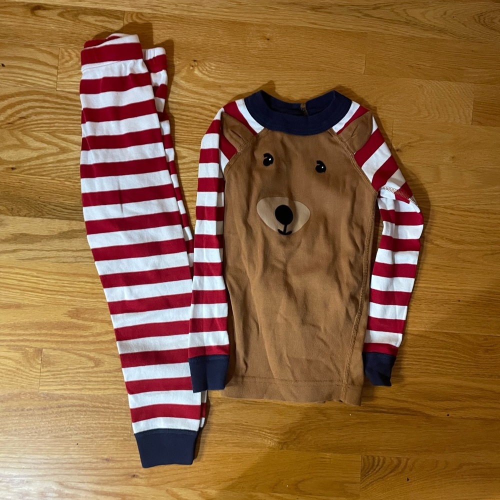 Size 4 Hanna andersson pajamas